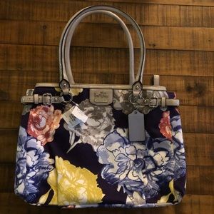 ❗️LAST CALL❗️NWT Coach Madison Floral Carryall